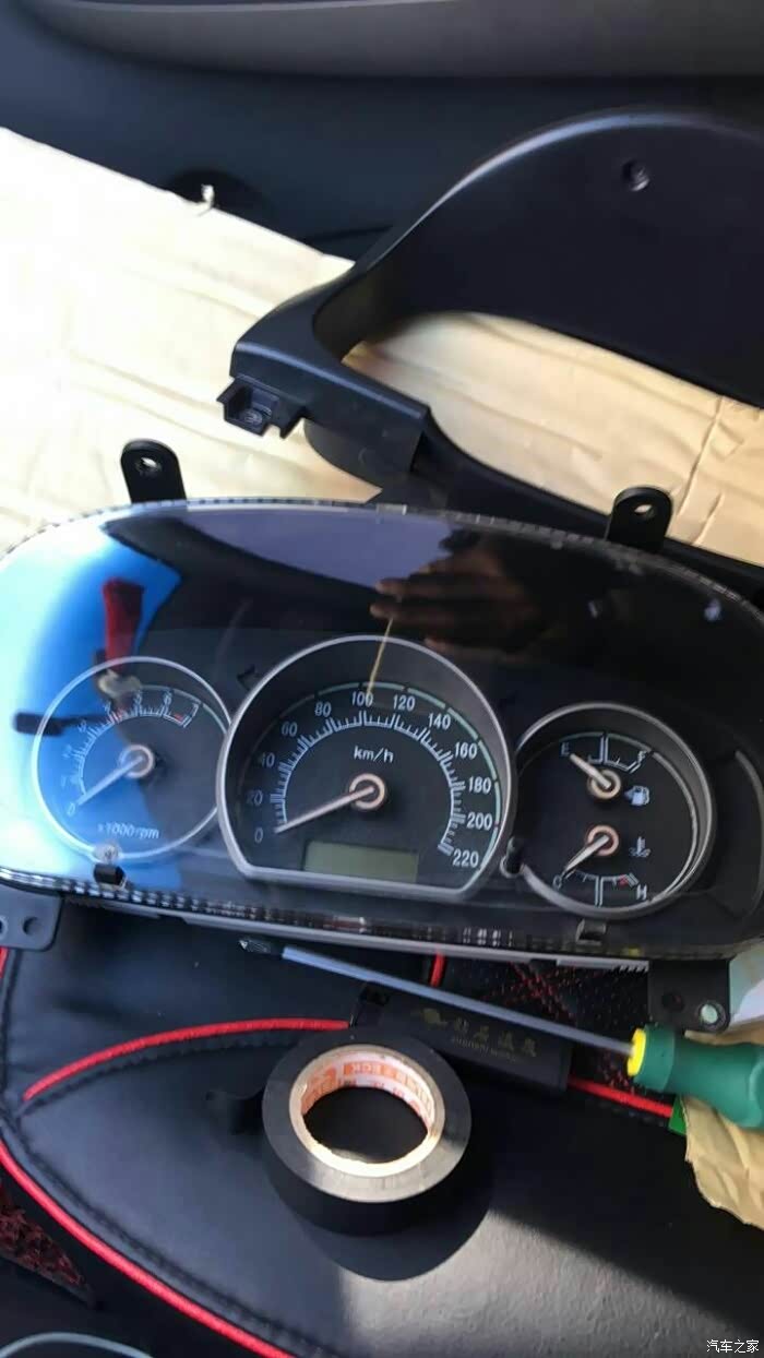 改装运动版仪表盘
