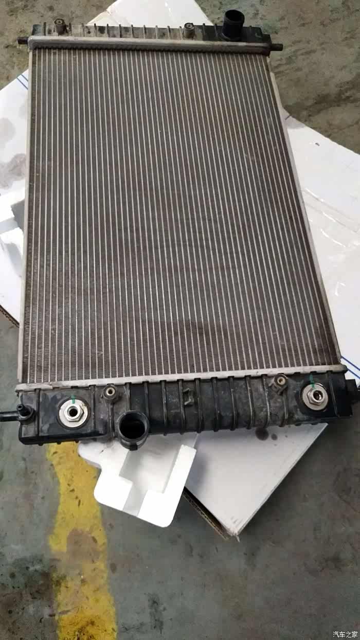 【图】水箱漏了,一直担心的问题无法避免_宝骏630论坛_汽车之家论坛