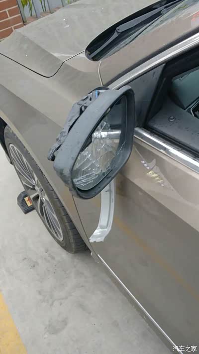 后视镜撞坏了!去4s定损需要注意什么?