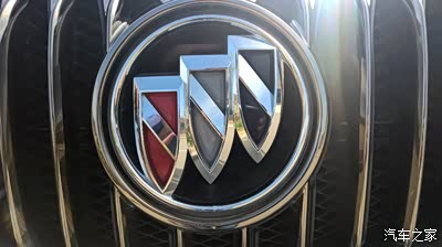 别克标红白蓝色有人说盾牌有人说子弹头管怎么样都极