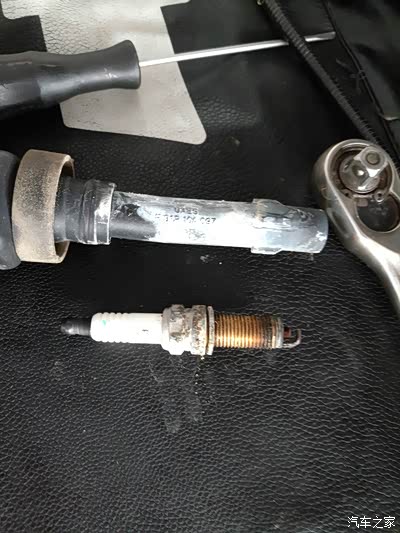 新车不到3500公里,火花塞-点火线圈进水损坏-