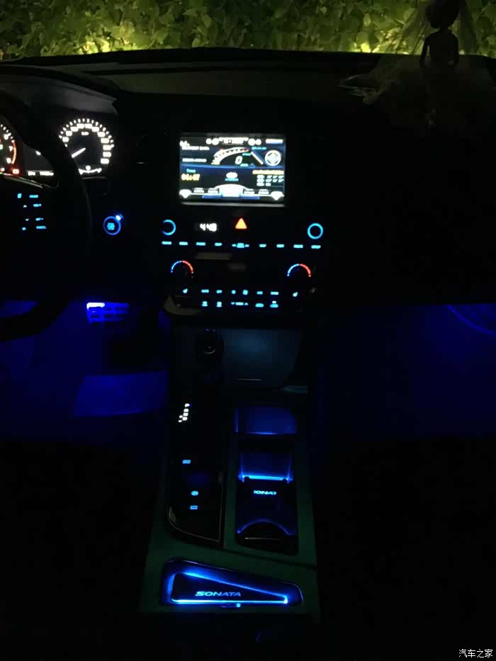 【图】改装车内氛围灯_索纳塔论坛_汽车之家论坛