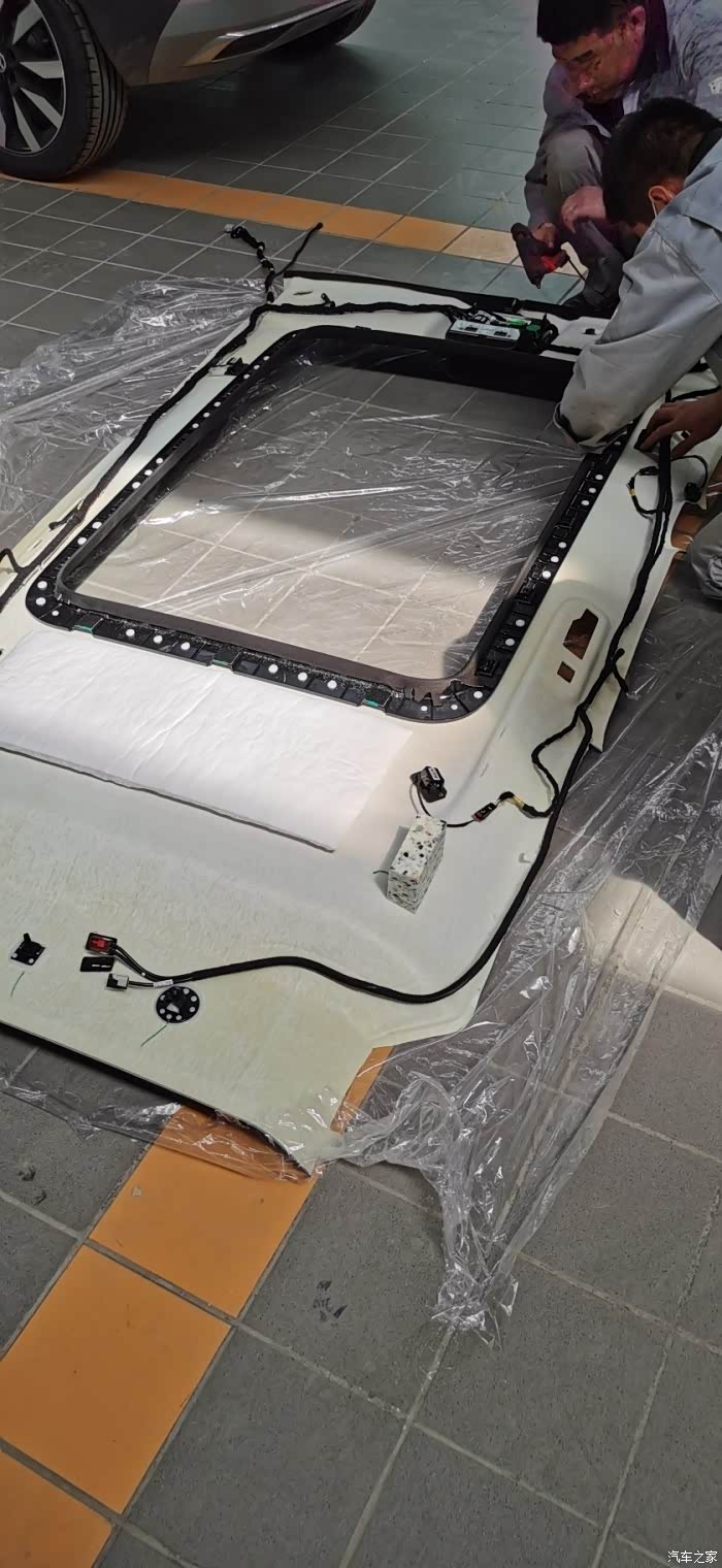 21款xt5顶棚异响维修6次仍未修好,维权无果,寻求帮助