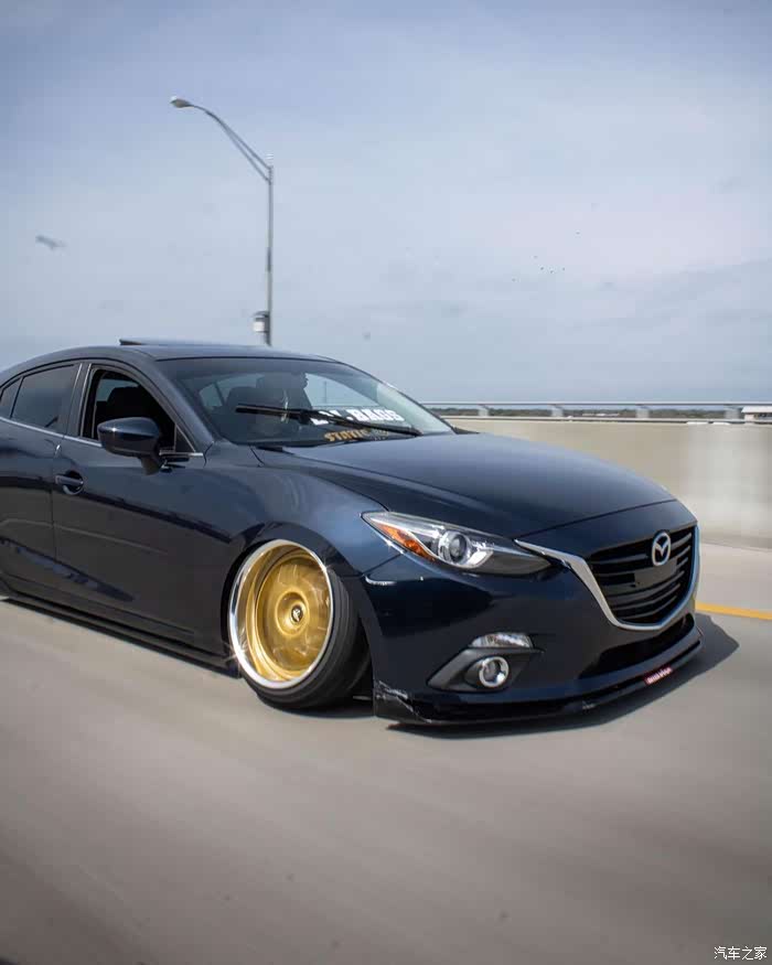 马自达3两厢改装两厢马3才是真的好看