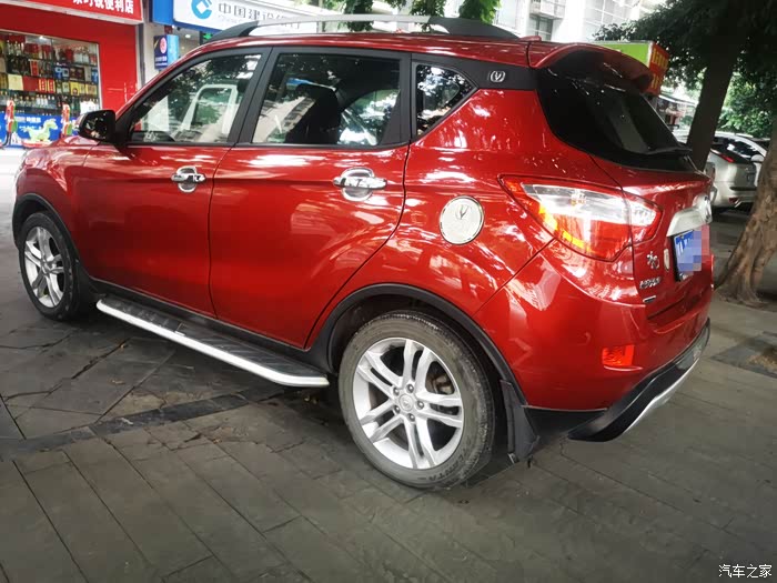 【图】实拍魅力四射的红色cs35_长安cs35论坛_汽车之家论坛