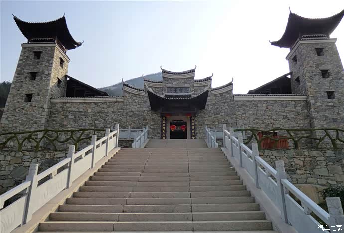 自驾新哈六,感触锦里沟-土家文化风情二日游