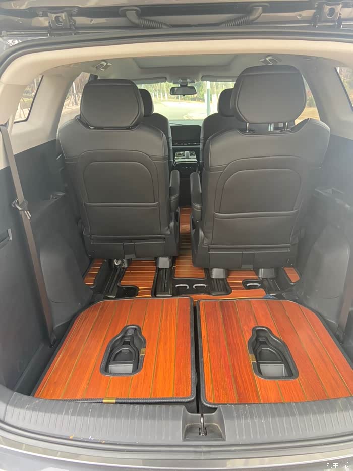 五菱凯捷首款五菱银标车