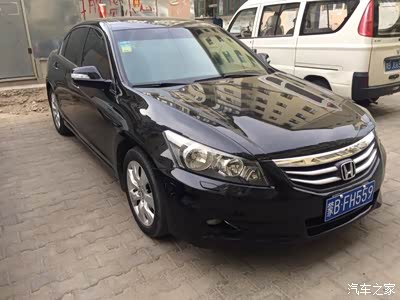 出售一台八代雅阁2.4顶配