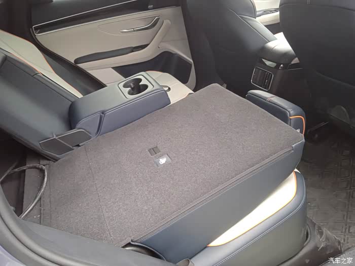 这款宋plusdmi 爱了 爱了 来看看 我的超感座驾 带你