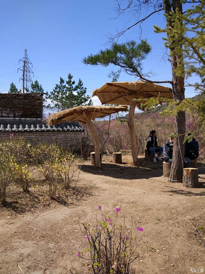 五一延边和龙金达莱民俗村