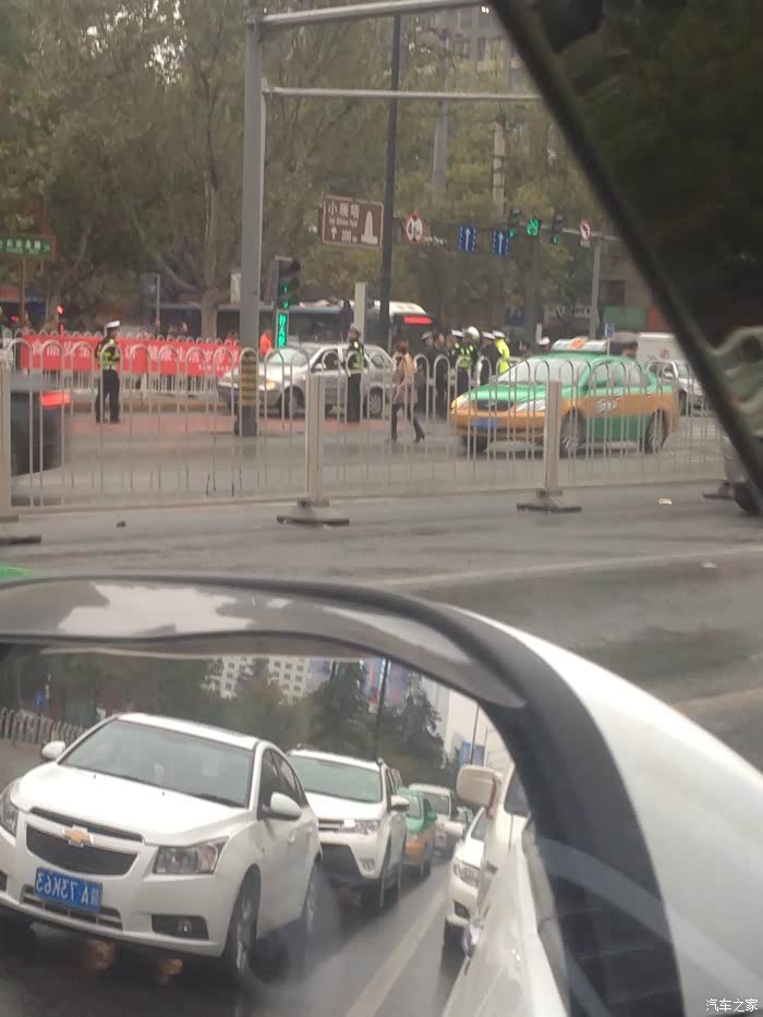 跑滴滴快车之类的车主注意了,最近运政交警都