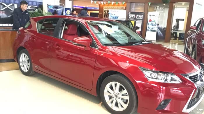 新年新气象油电混动小王子ct200h