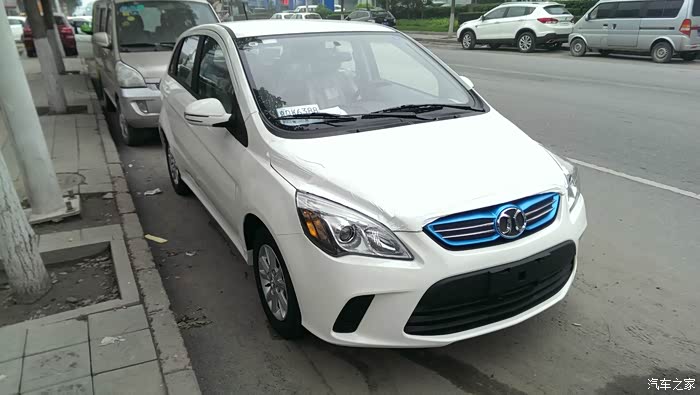 够用就好北汽新能源ev160提车