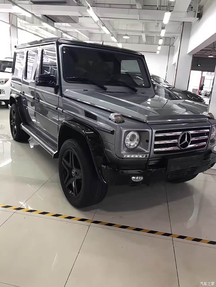 出一辆15款重装版奔驰g500