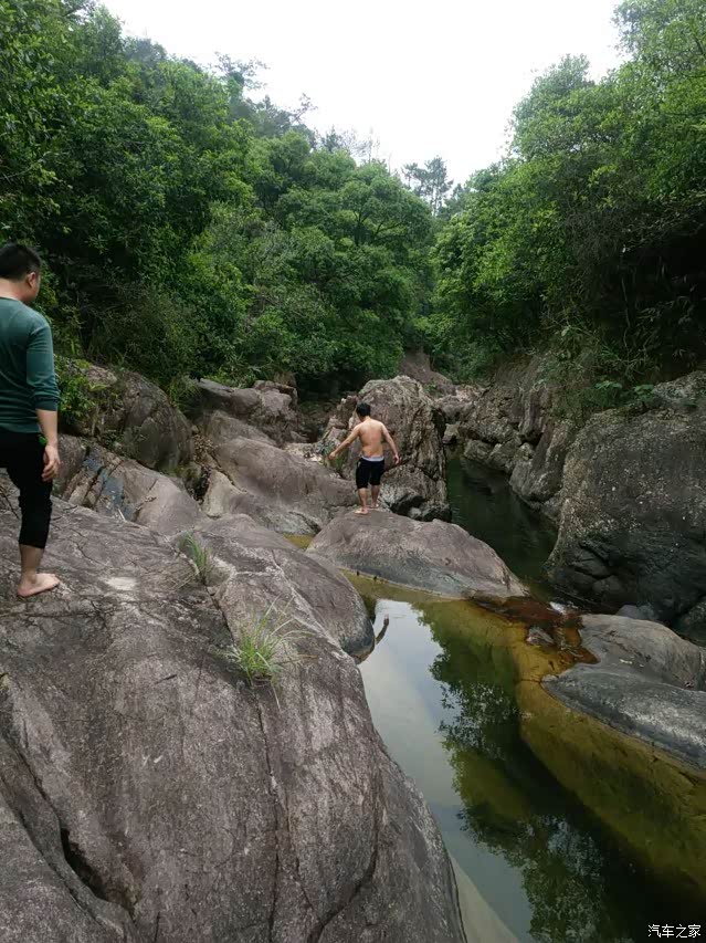 惠州镇隆东坑水库巧遇人间美景