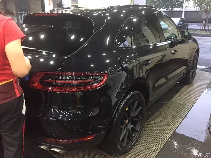 黑色金属漆macans哑光黑轮毂 黑色车标