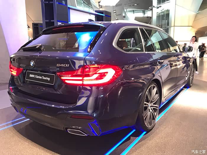 慕尼黑bmwwelt宝马世界直播540i旅行真车