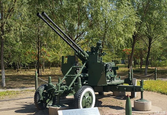 65式双管37毫米高射炮