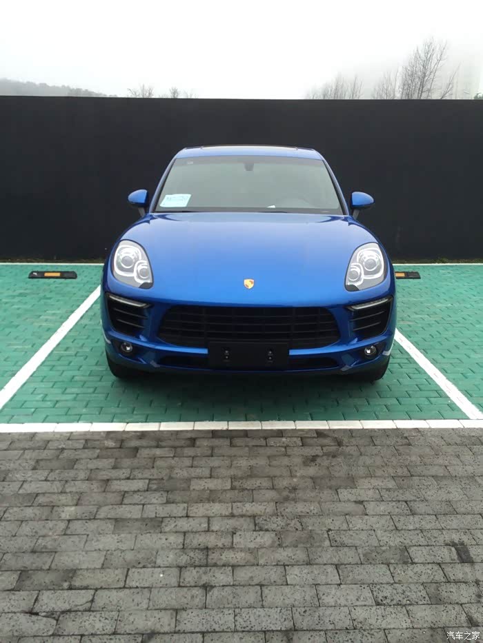 深爱那一抹蓝macan宝石蓝提车作业