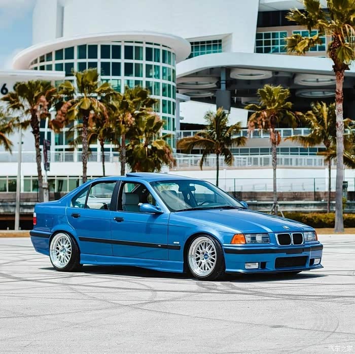 方方正正的宝马e36 m3