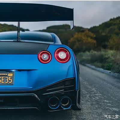 改装车[超话]#日产gtr r35,战神哥斯拉