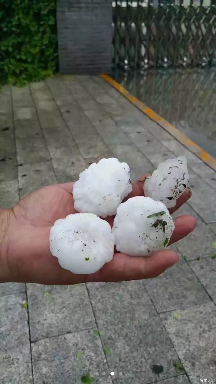 山西长治的人们,爱车被冰雹砸,保险怎么理赔?你们知道么?