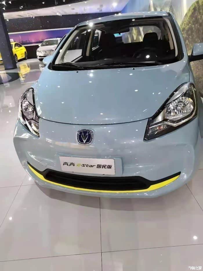奔奔国民版蓝色终于到车了