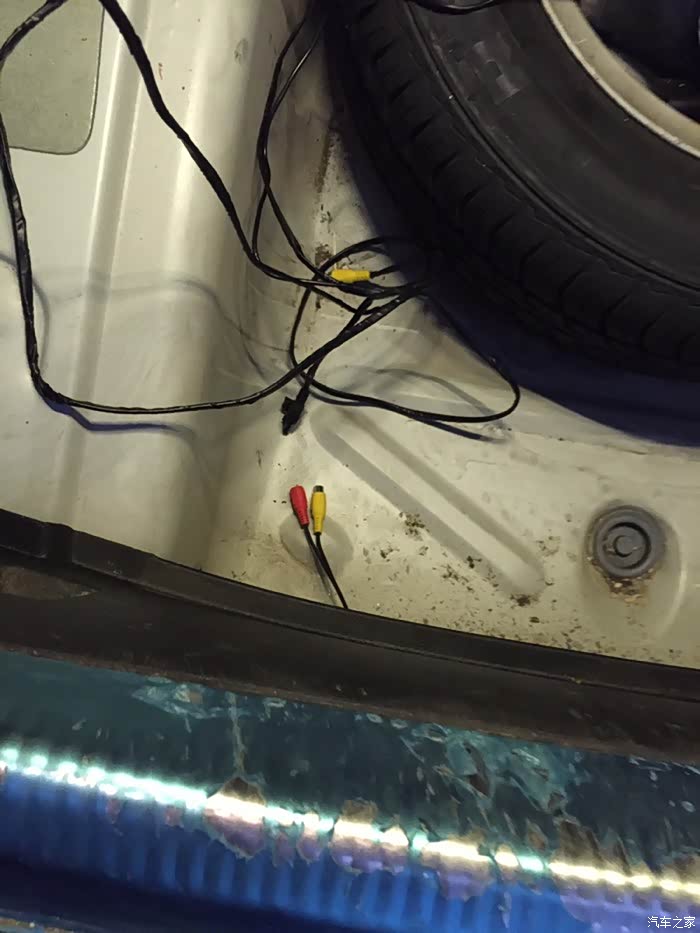 宝来经典加装逍客cd,免破线无损加装倒车影像