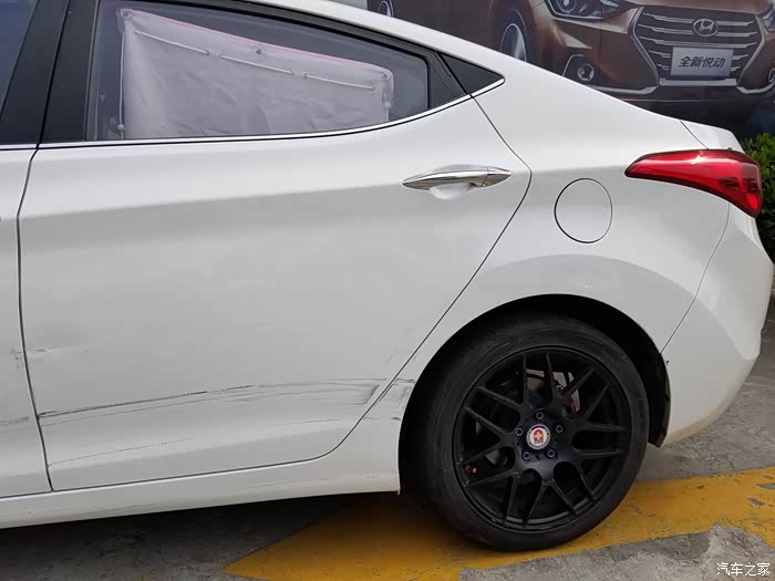 广东东莞求购13年现代朗动原车轮毂4个