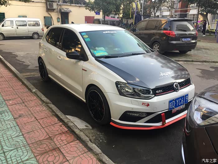 polo更换17寸轮毂求精华