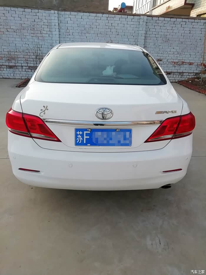 出自用2.0白色六代半经典凯美瑞