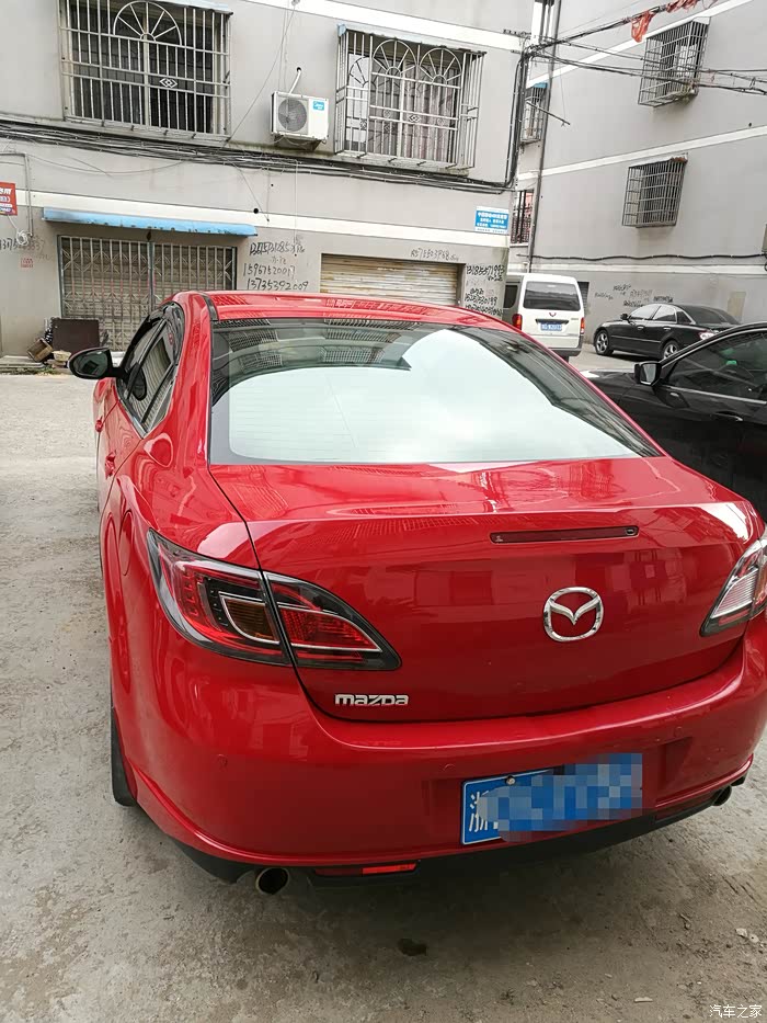 出二手红色睿翼