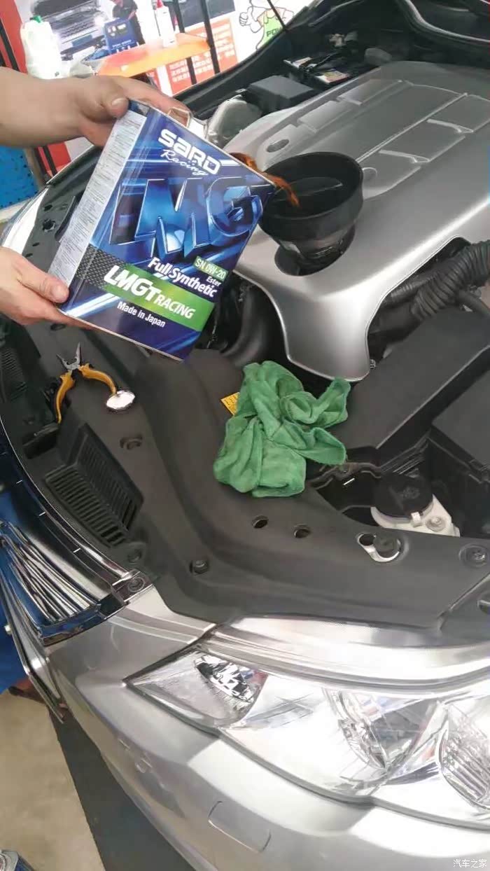 思域35000公里保养需要换什么,自己去外面做保养,想去换这种萨德机油