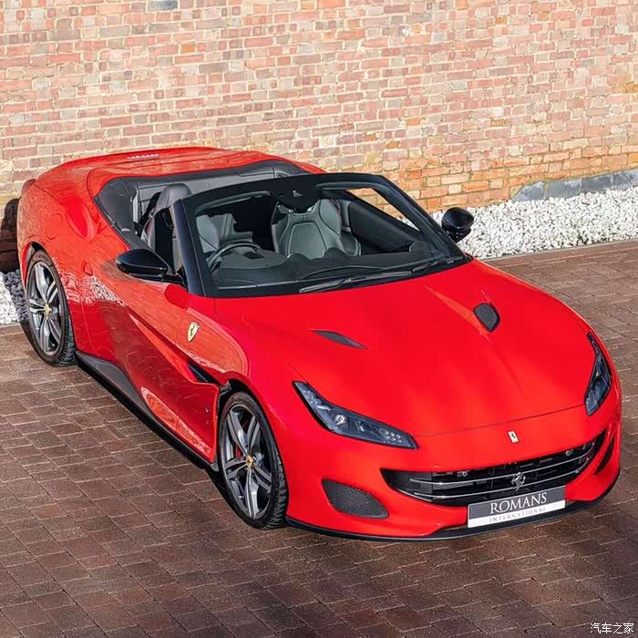 ferrariportofino红色外观骚气十足
