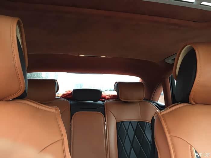 奥迪a4l改装顶级alcantara翻毛皮顶棚作业