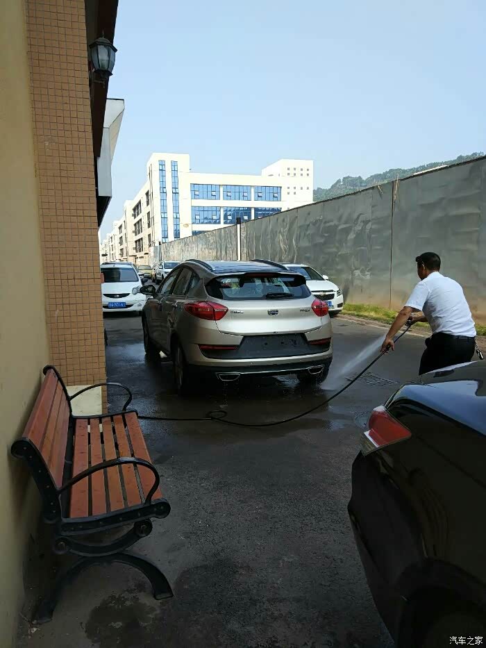 帝豪gs从看车交定金看好日子到提车