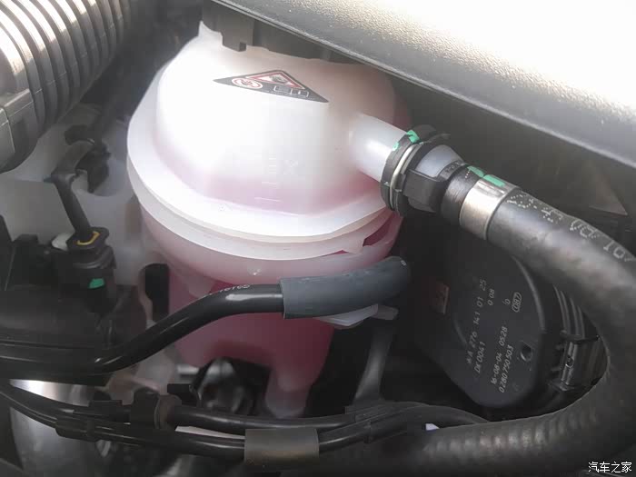 【图】gls450制动液没扣紧._奔驰cls论坛_汽车之家论坛