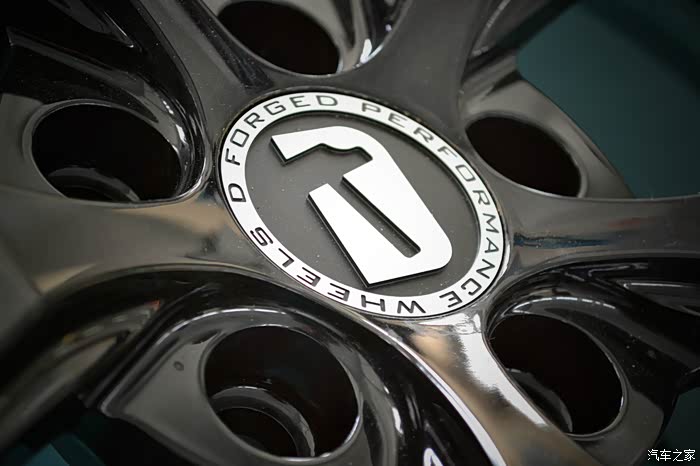 沪上野马小改dforged定制锻造轮毂爱巴赫短黄作业