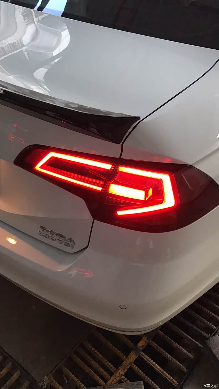 16款宝来普通尾灯升级led尾灯附解决故障灯方法
