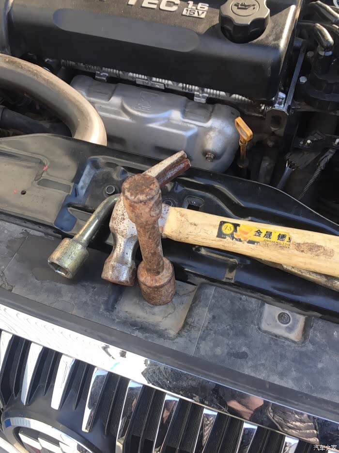 作业:更换止动器销子,解决手动凯越不好摘挡,档位卡死问题