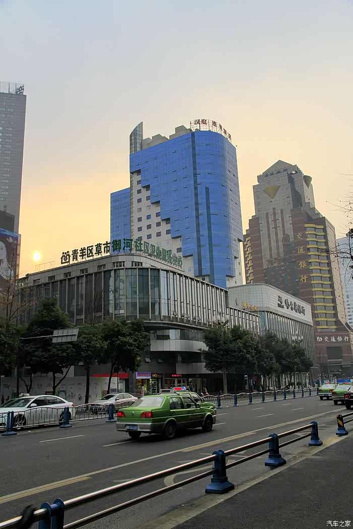 新年变型年成都到店看车记