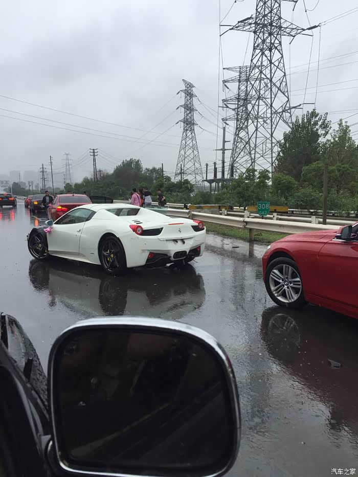 【图】458车祸._法拉利论坛_汽车之家论坛