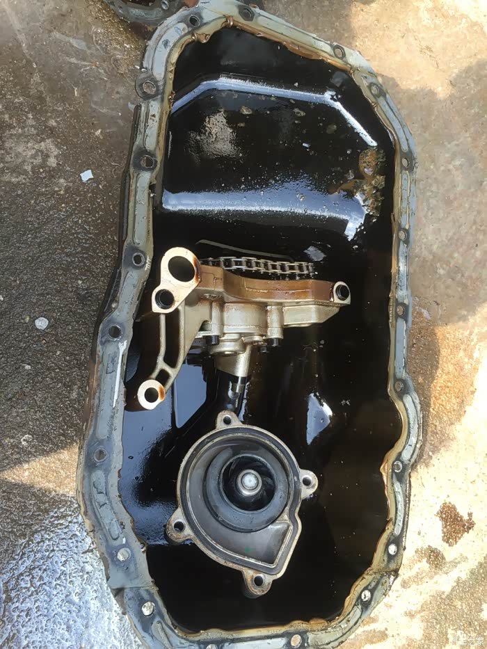 16速腾发动机进水缸爆了维修大概需要多少钱