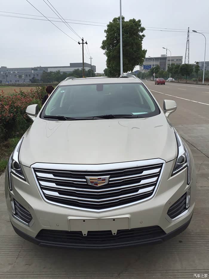 【图】xt5金色我的最爱(25t豪华)_凯迪拉克xt5论坛_汽车之家论坛