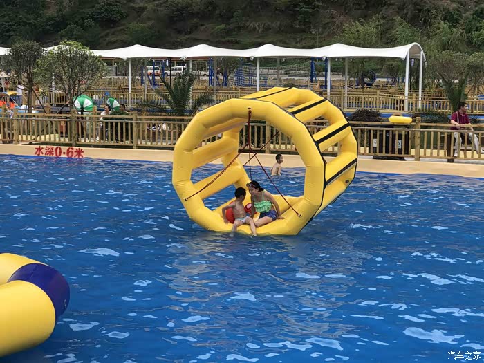 我爱旅行六盘水半方塘水上乐园一日游