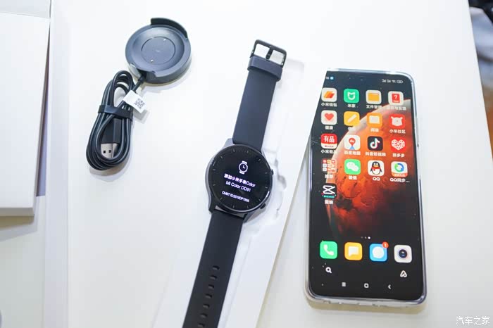 开箱小米手环color智能手机必备