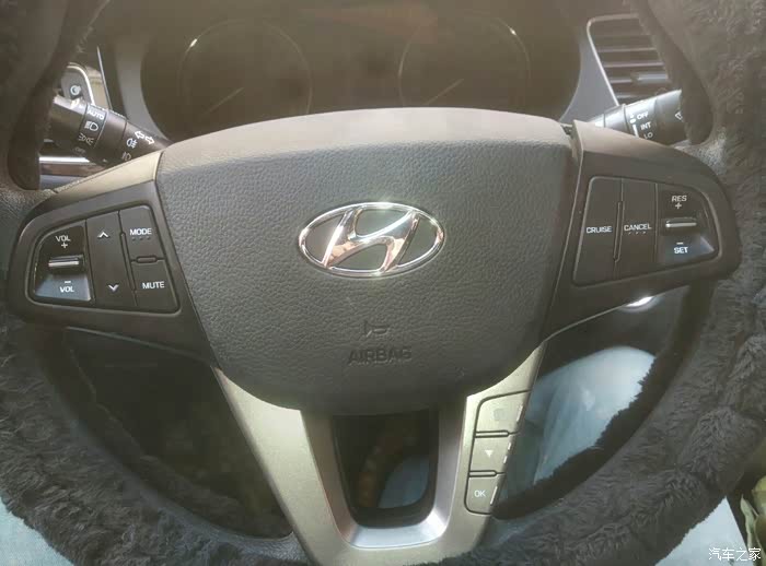 名图方向盘怎么拆?