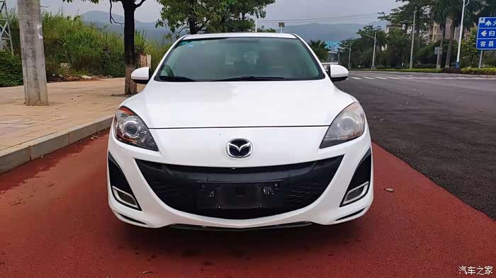 "大笑脸"前脸造型的马自达星聘太个性.