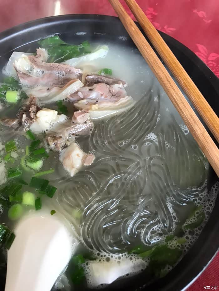 郊区实在是冷,羊肉粉丝汤喝起来