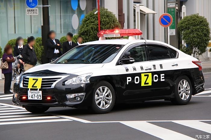 第三代天籁警车